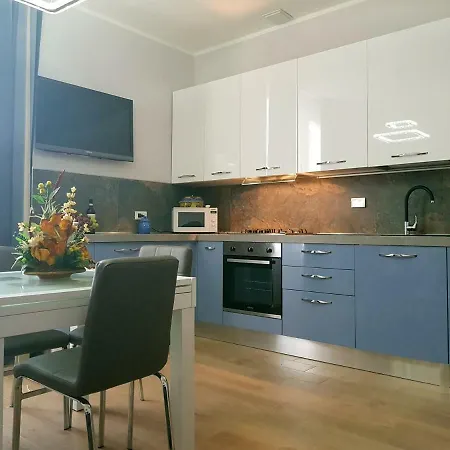 Vittoria's Bridge Flat