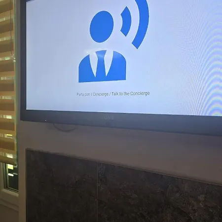 维多利亚桥公寓 *