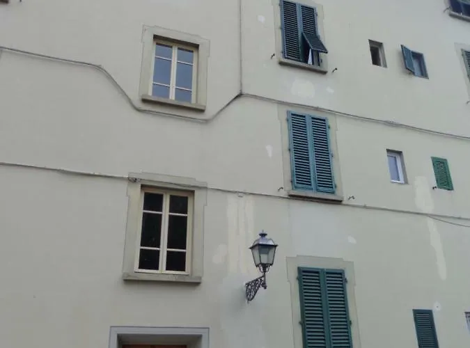 Vittoria's Bridge Flat